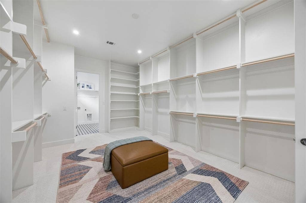 6140 Sudbury Drive, Dallas, TX 75214 6140 Sudbury Drive, Dallas, TX 75214