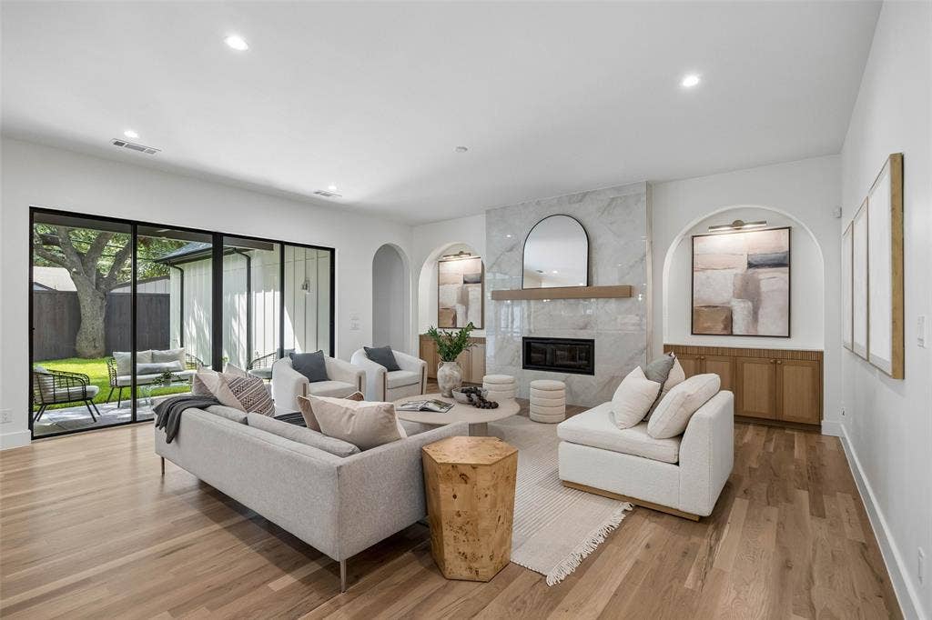 6140 Sudbury Drive, Dallas, TX 75214 6140 Sudbury Drive, Dallas, TX 75214
