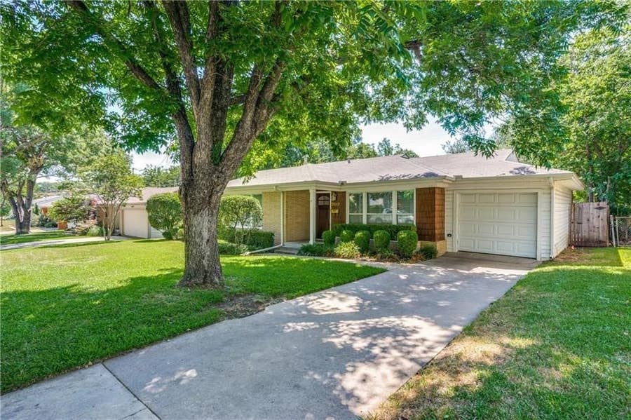 Property photo for 3517 Rogers Avenue, Fort Worth, TX