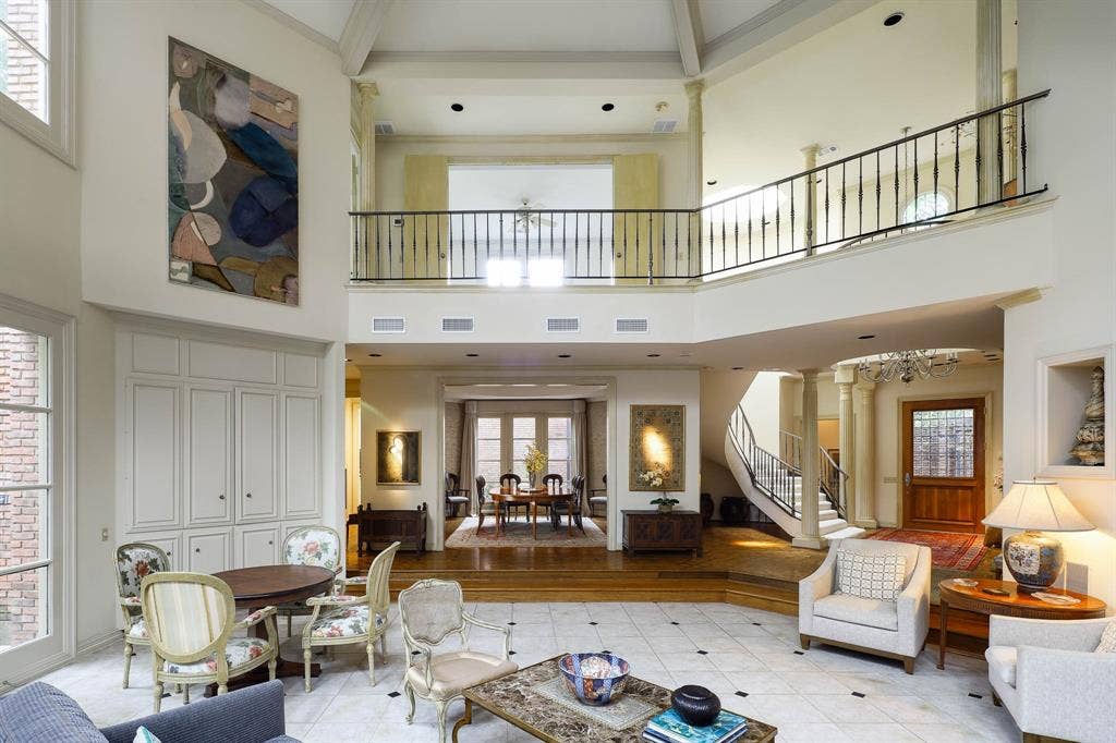 7724 Glen Albens Circle, Dallas, TX 75225