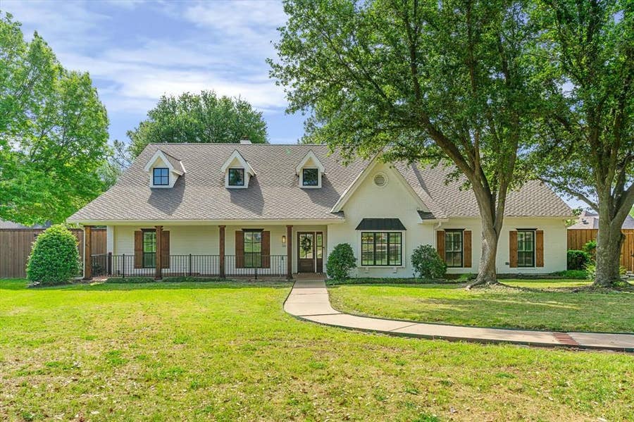 Property photo for 3511 Woodcrest Court, Colleyville, TX