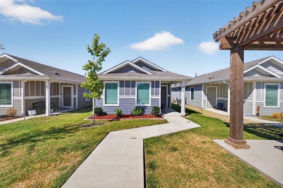 Property photo for 464 Reverie Way, Ferris, TX