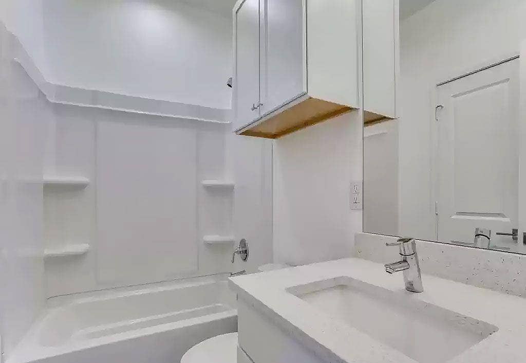 3275 Dallas Street, #204, Dallas, TX 75210 3275 Dallas Street, #204, Dallas, TX 75210