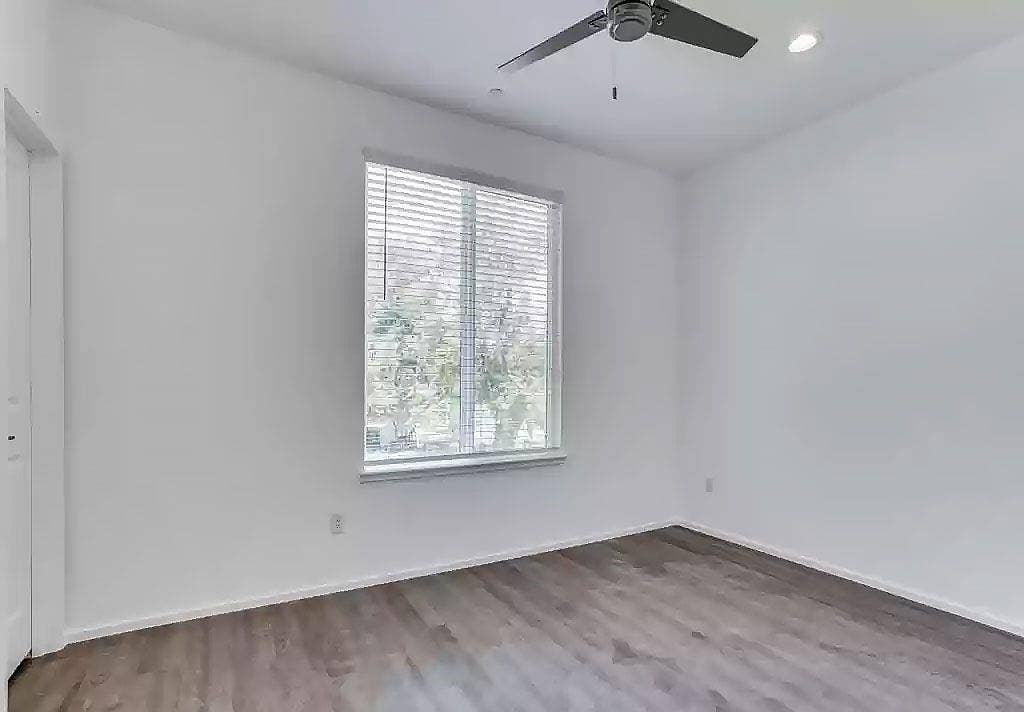 3275 Dallas Street, #204, Dallas, TX 75210 3275 Dallas Street, #204, Dallas, TX 75210