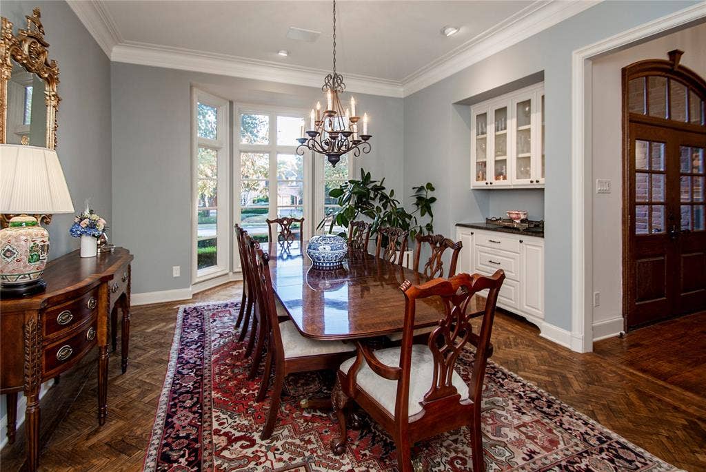 5709 Seville Court, Plano, TX 75093 5709 Seville Court, Plano, TX 75093