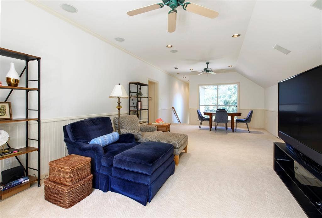 5709 Seville Court, Plano, TX 75093 5709 Seville Court, Plano, TX 75093