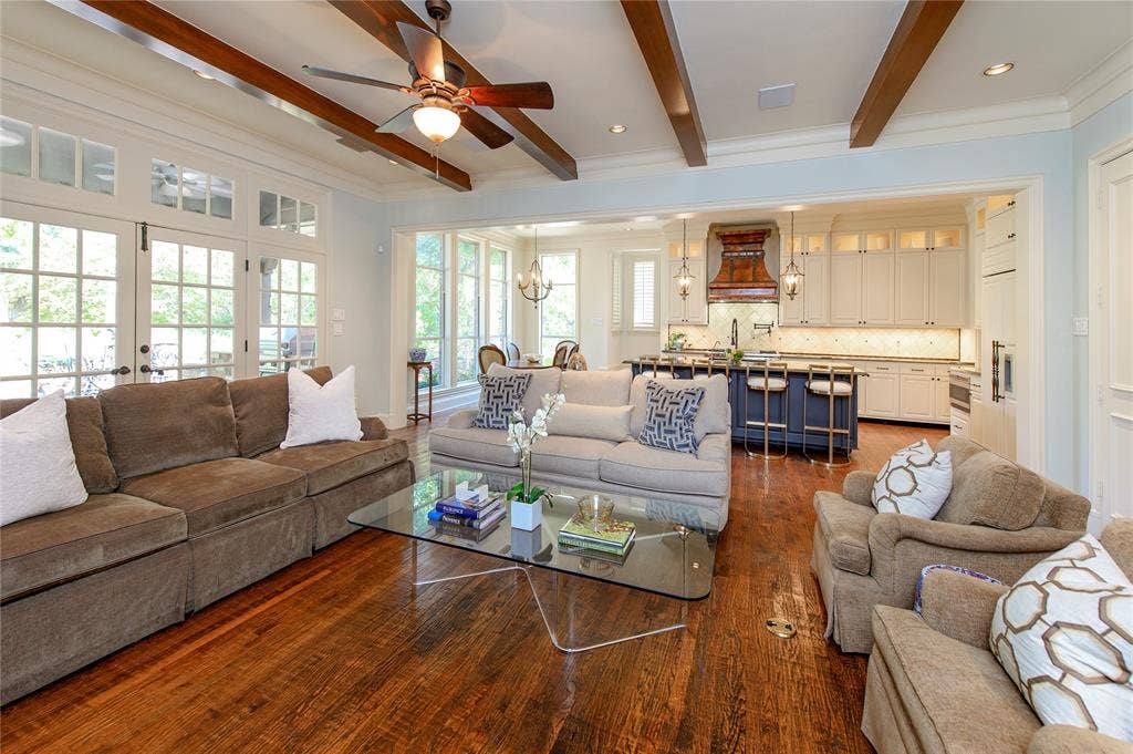 5709 Seville Court, Plano, TX 75093 5709 Seville Court, Plano, TX 75093