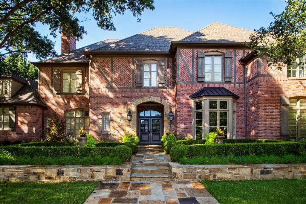 5709 Seville Court, Plano, TX 75093 5709 Seville Court, Plano, TX 75093