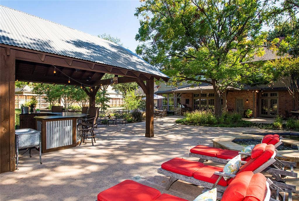 5709 Seville Court, Plano, TX 75093 5709 Seville Court, Plano, TX 75093