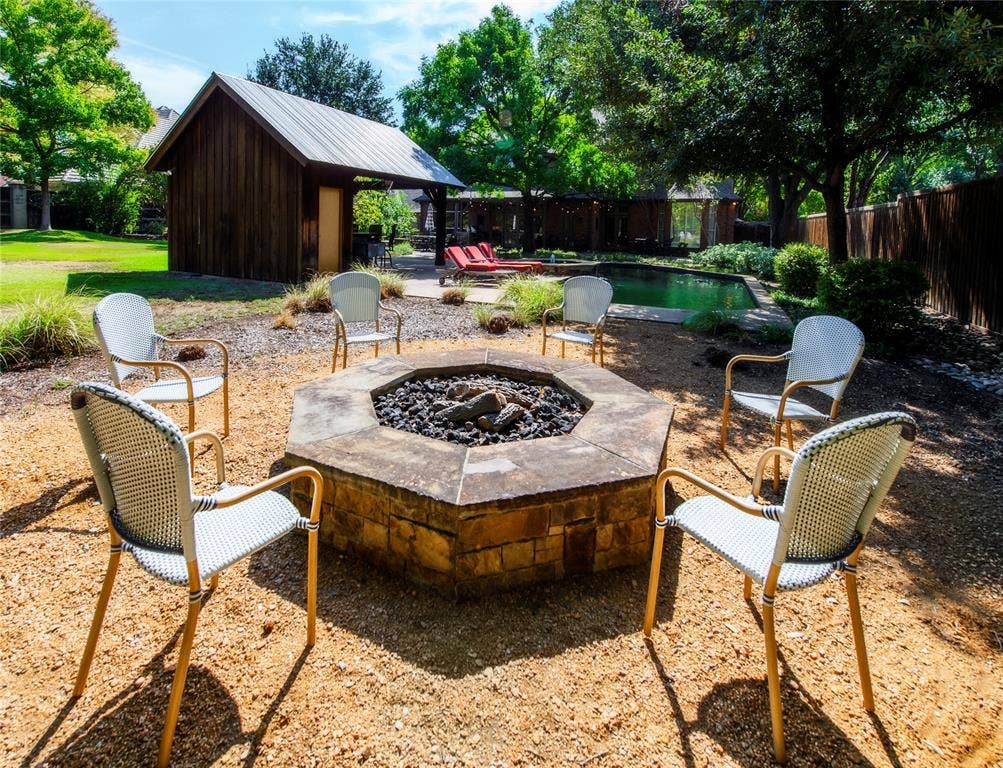 5709 Seville Court, Plano, TX 75093 5709 Seville Court, Plano, TX 75093