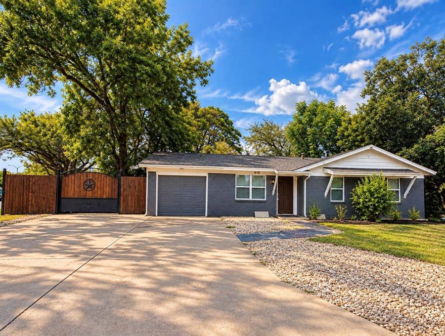 Property photo for 819 N Cooper Street, Arlington, TX