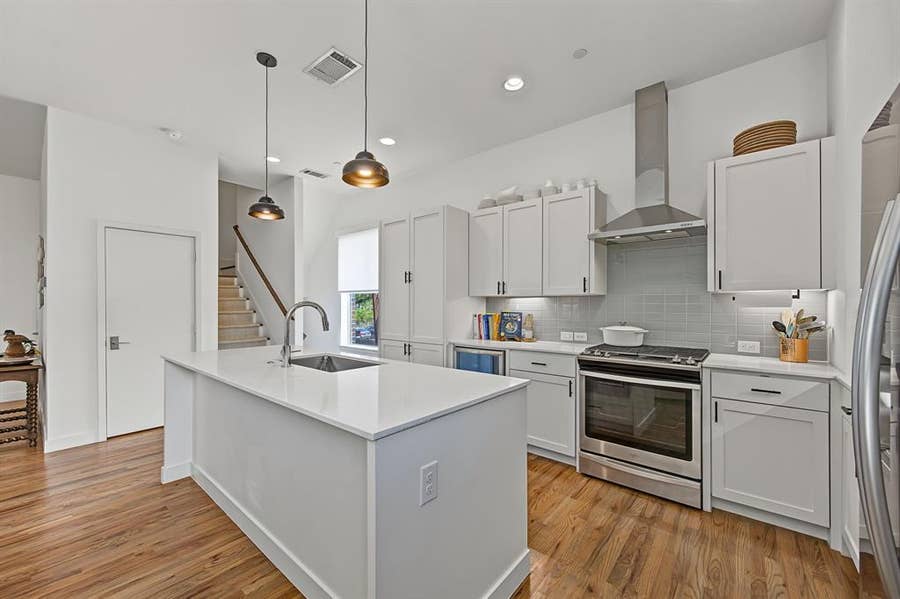 Property photo for 2310 N Fitzhugh Avenue, #40, Dallas, TX