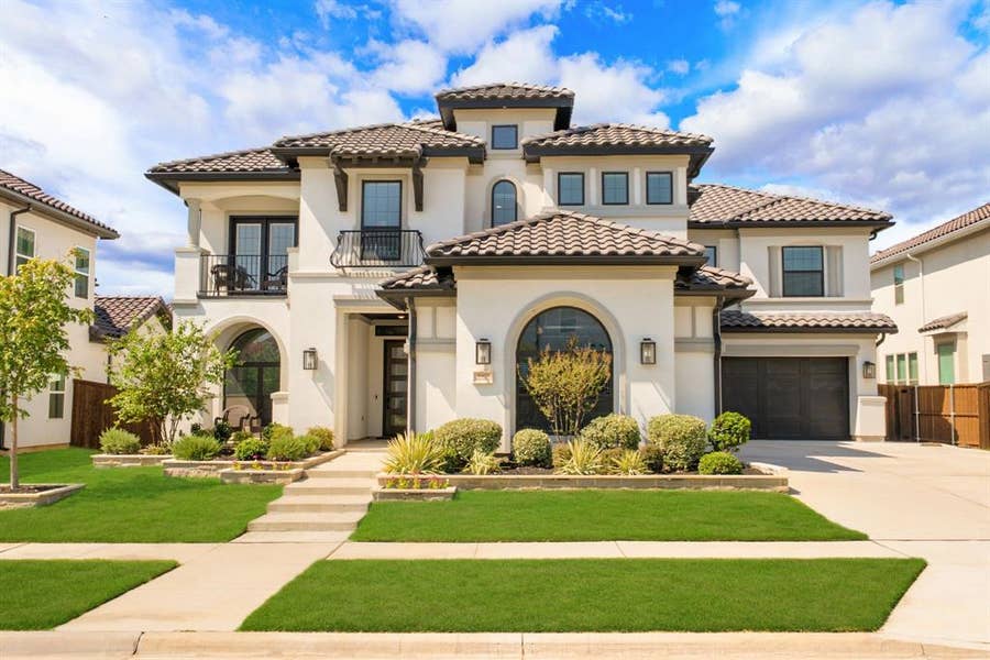 Property photo for 10423 Indigo Bush Lane, Frisco, TX
