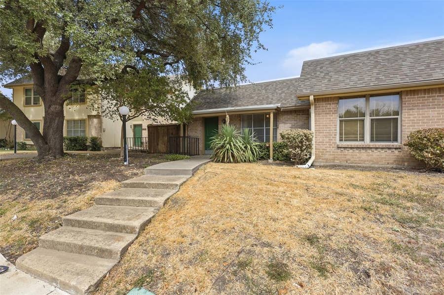 Property photo for 13915 Brookgreen Drive, Dallas, TX