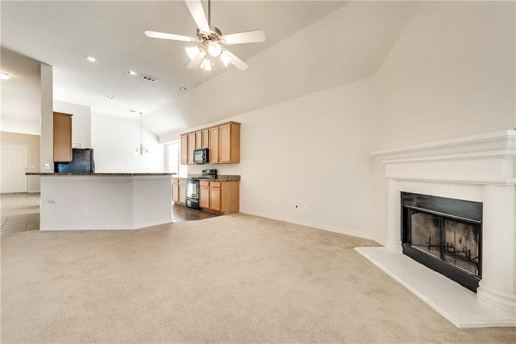 5601 Millers Creek Drive, Denton, TX 76226 5601 Millers Creek Drive, Denton, TX 76226