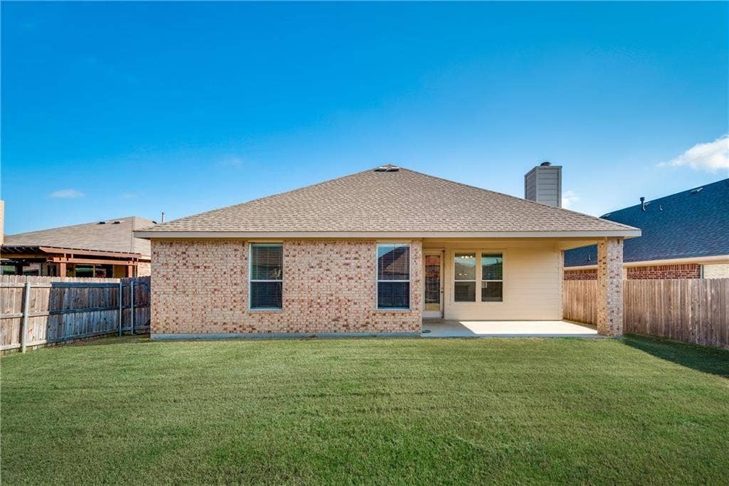 5601 Millers Creek Drive, Denton, TX 76226 5601 Millers Creek Drive, Denton, TX 76226