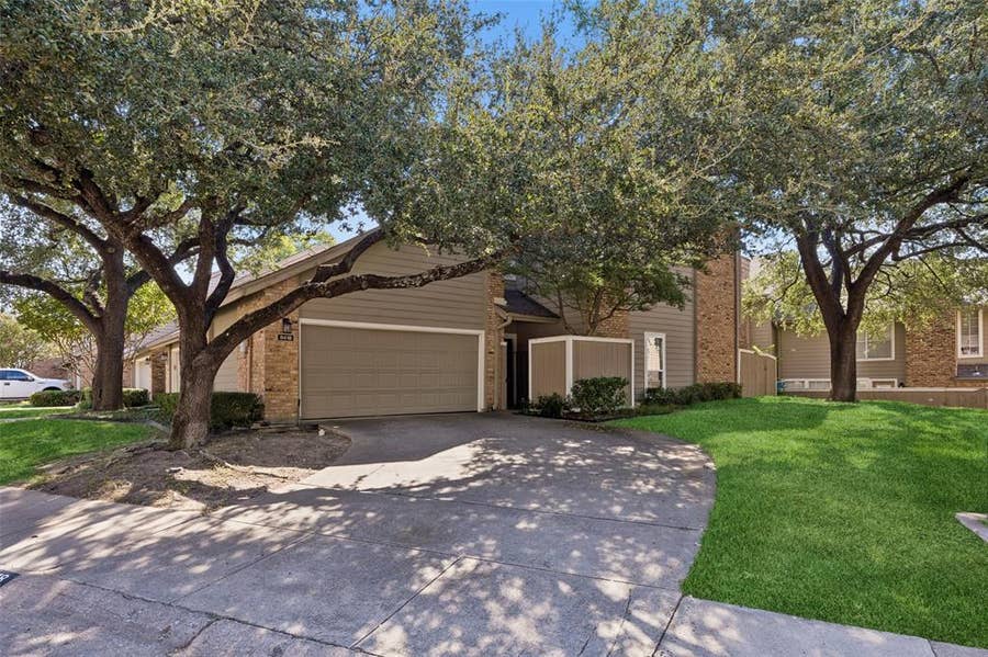 Property photo for 8418 Towneship Lane, Dallas, TX