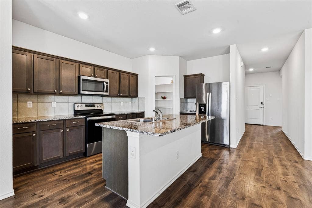 301 Pine Hollow Way, Josephine, TX 75189 301 Pine Hollow Way, Josephine, TX 75189
