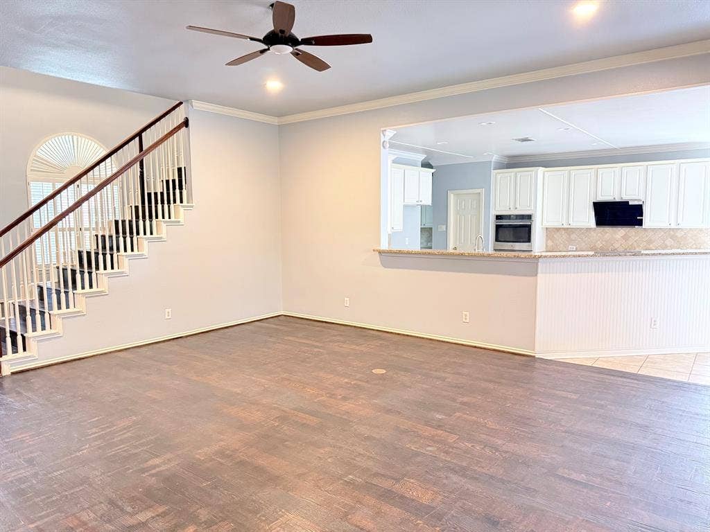 2800 Longtown Drive, Plano, TX 75093 2800 Longtown Drive, Plano, TX 75093