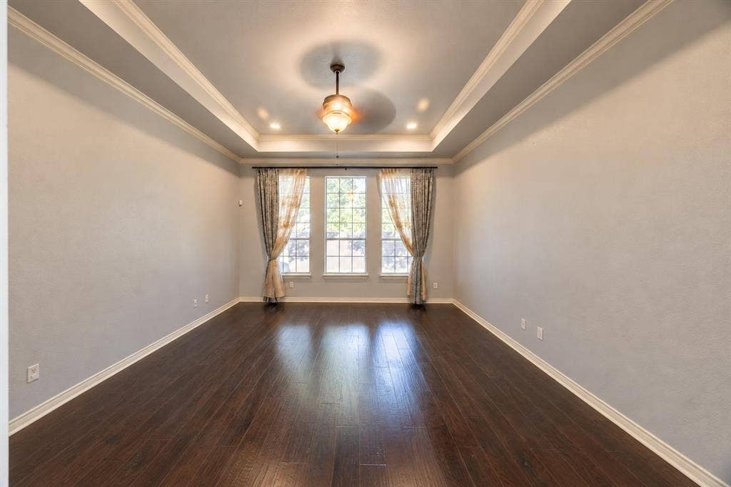 2800 Longtown Drive, Plano, TX 75093 2800 Longtown Drive, Plano, TX 75093