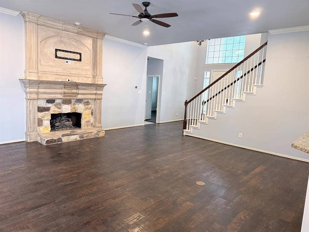 2800 Longtown Drive, Plano, TX 75093 2800 Longtown Drive, Plano, TX 75093