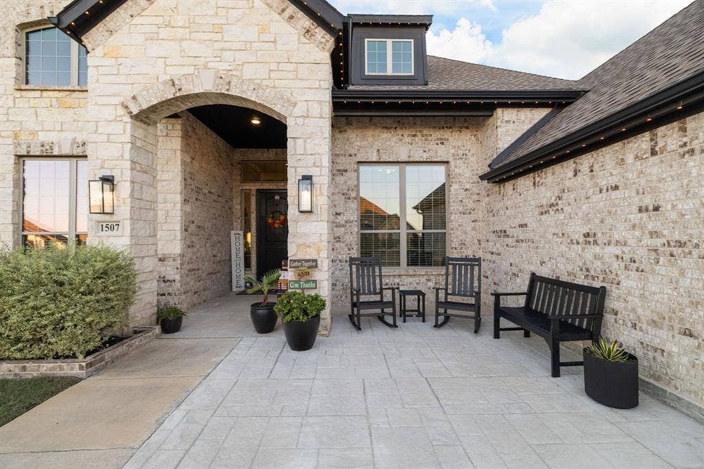 1507 Corrara Drive, McLendon Chisholm, TX 75032