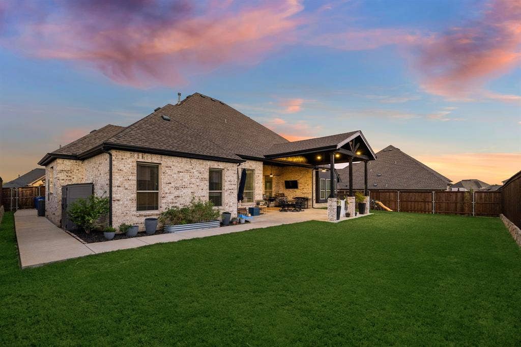 1507 Corrara Drive, McLendon Chisholm, TX 75032