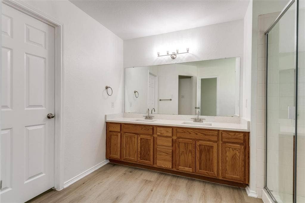 4153 Cherry Ridge Drive, Frisco, TX 75035 4153 Cherry Ridge Drive, Frisco, TX 75035