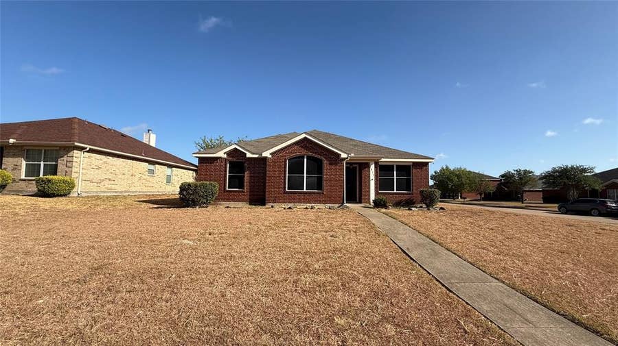 Property photo for 1815 Shanna Drive, Lancaster, TX