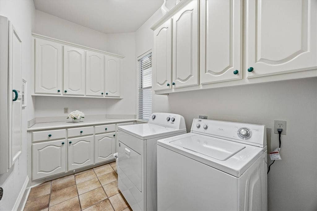 4660 Greenbriar Court, Rockwall, TX 75032