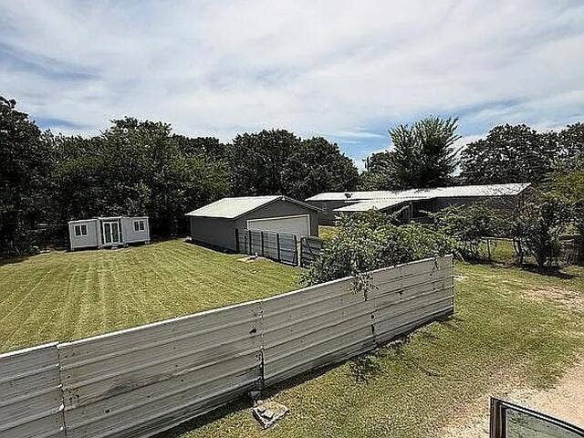 1901 Elm Drive, Kemp, TX 75143 1901 Elm Drive, Kemp, TX 75143