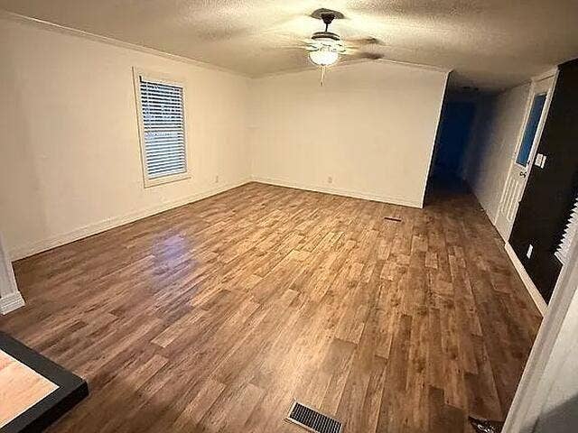 1901 Elm Drive, Kemp, TX 75143 1901 Elm Drive, Kemp, TX 75143