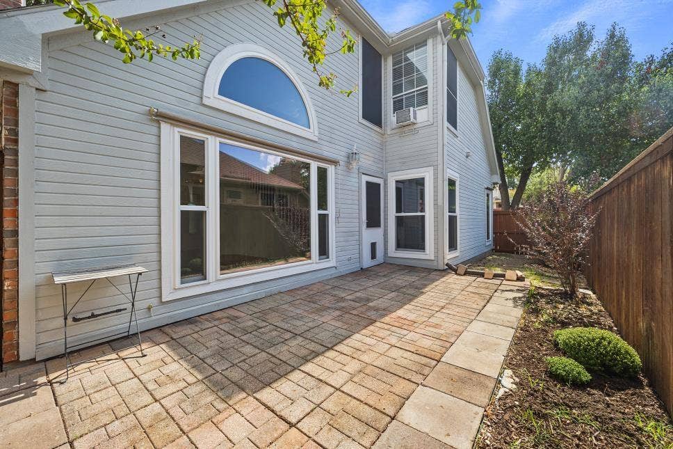 800 Fallen Leaf Court, Irving, TX 75063 800 Fallen Leaf Court, Irving, TX 75063