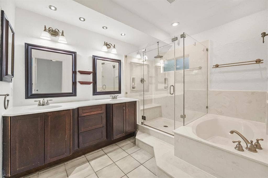 800 Fallen Leaf Court, Irving, TX 75063 800 Fallen Leaf Court, Irving, TX 75063