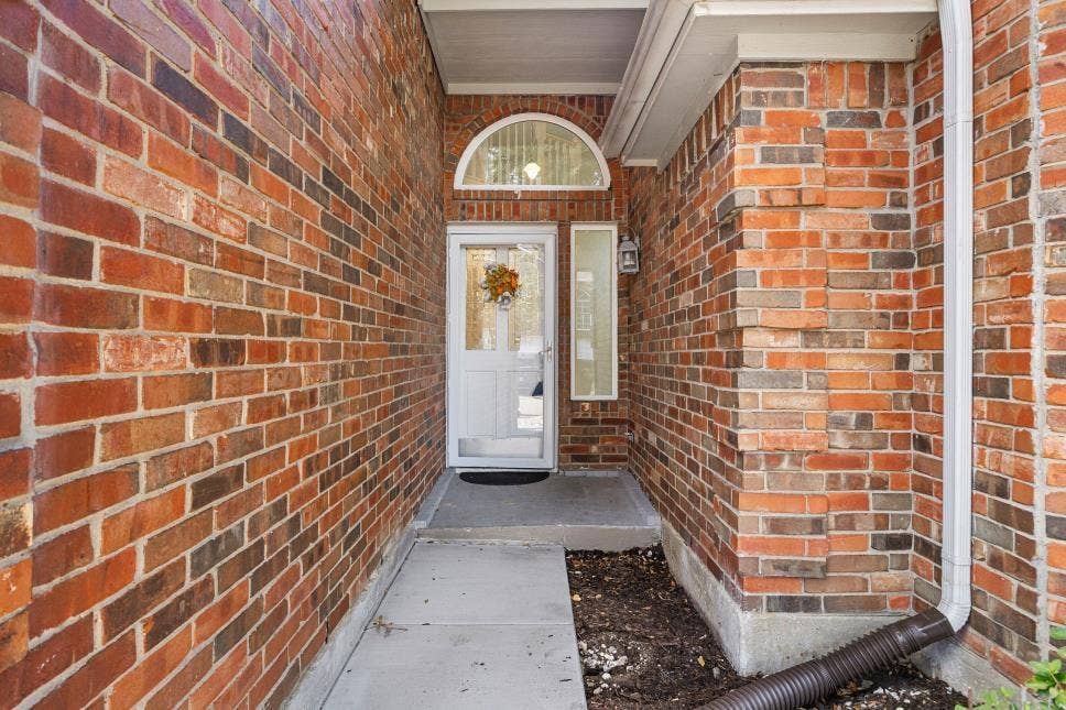 800 Fallen Leaf Court, Irving, TX 75063 800 Fallen Leaf Court, Irving, TX 75063