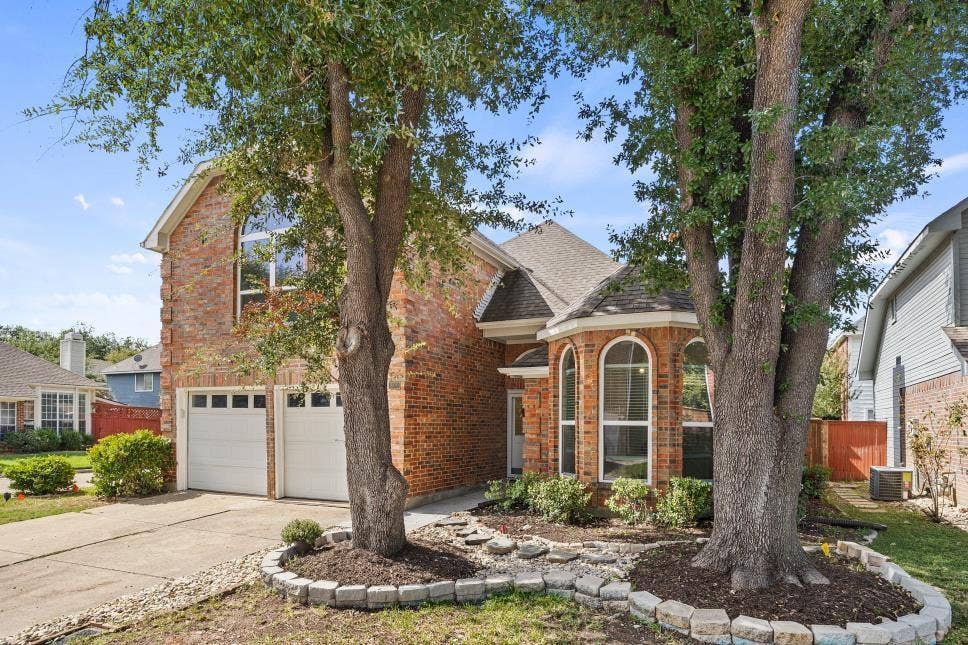 800 Fallen Leaf Court, Irving, TX 75063 800 Fallen Leaf Court, Irving, TX 75063