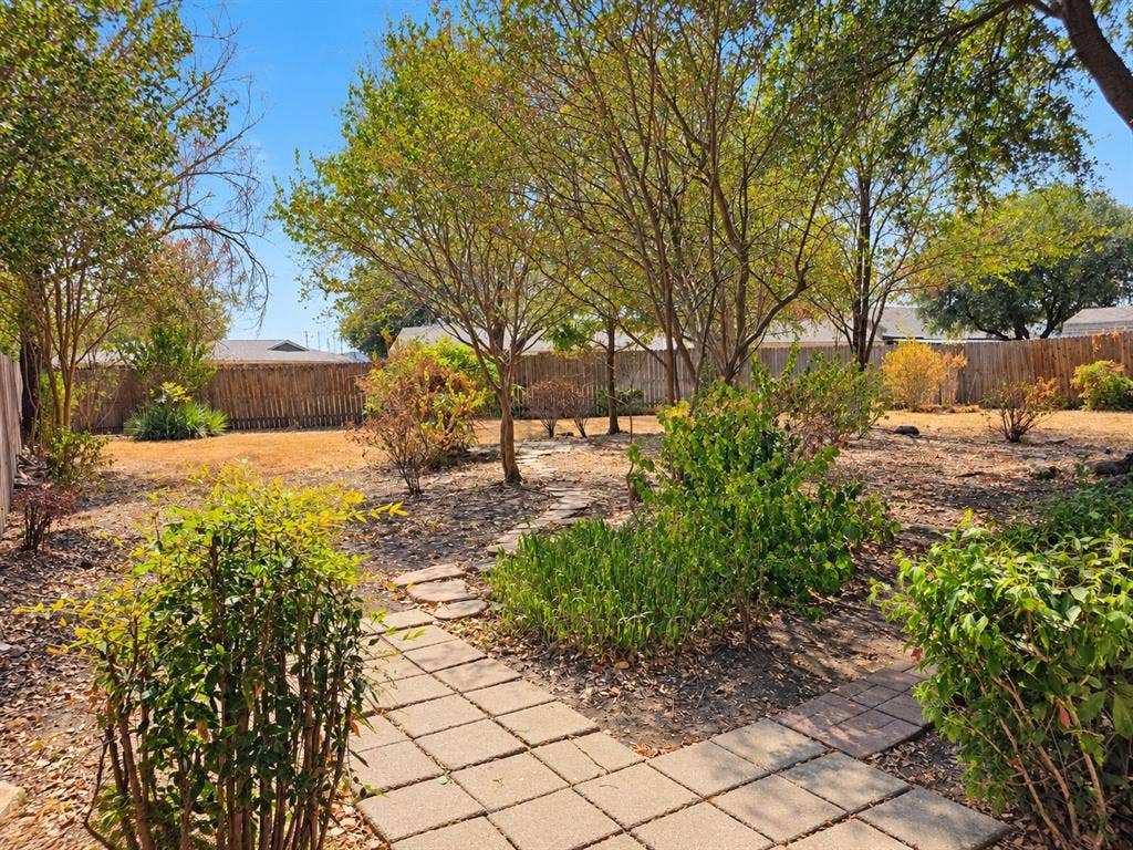 4504 Mink Drive, Haltom City, TX 76117 4504 Mink Drive, Haltom City, TX 76117