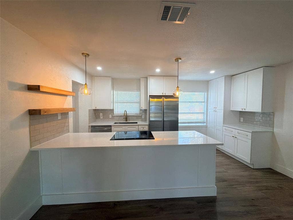 2309 Ballycastle Drive, Dallas, TX 75228 2309 Ballycastle Drive, Dallas, TX 75228