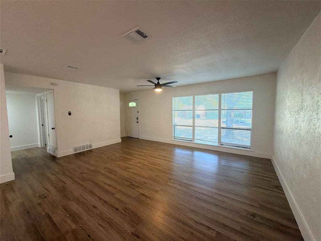 2309 Ballycastle Drive, Dallas, TX 75228 2309 Ballycastle Drive, Dallas, TX 75228