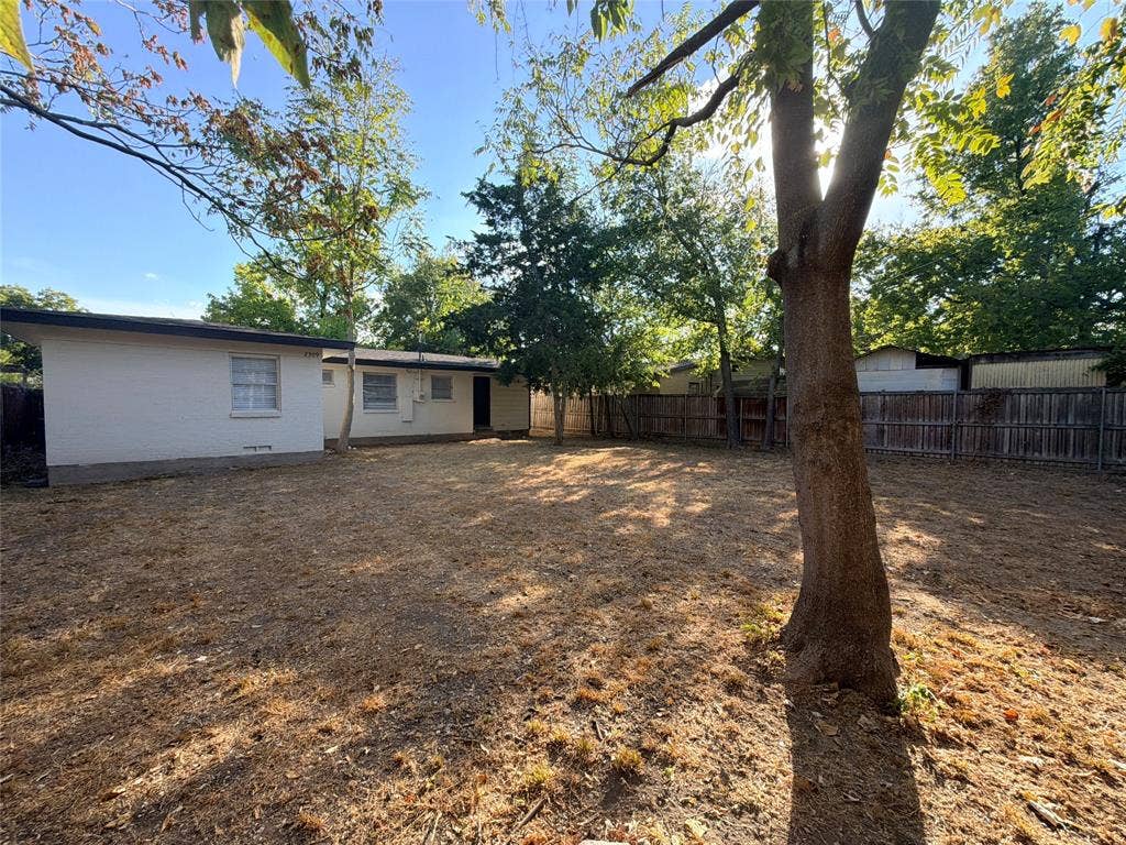 2309 Ballycastle Drive, Dallas, TX 75228 2309 Ballycastle Drive, Dallas, TX 75228