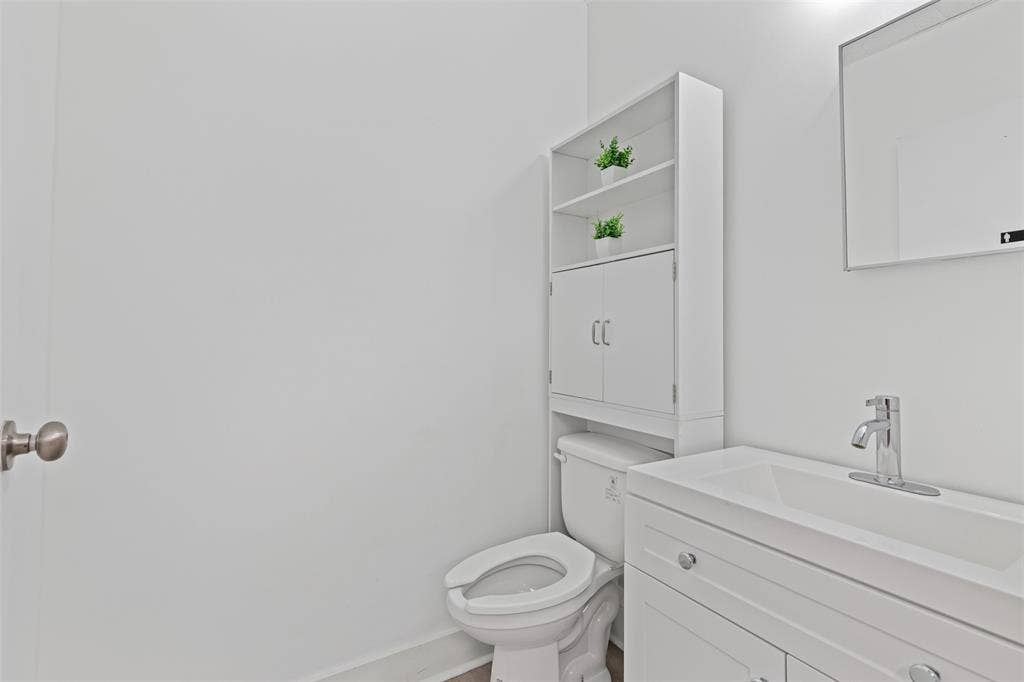 11127 Shady Trail, #104, Dallas, TX 75229 11127 Shady Trail, #104, Dallas, TX 75229
