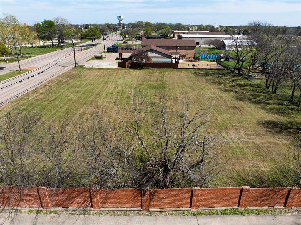 330 Town East Boulevard, Sunnyvale, TX 75182 330 Town East Boulevard, Sunnyvale, TX 75182