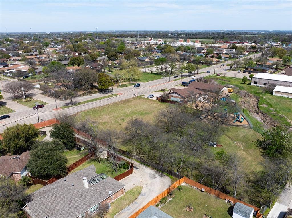 330 Town East, Sunnyvale, TX 75182 330 Town East, Sunnyvale, TX 75182