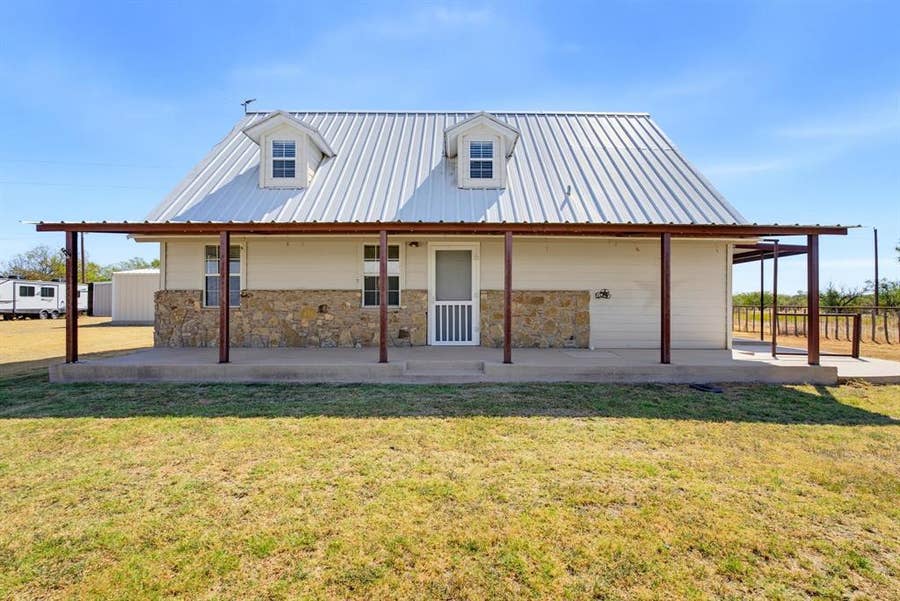 Property photo for 1818 S County Road 215, Abilene, TX