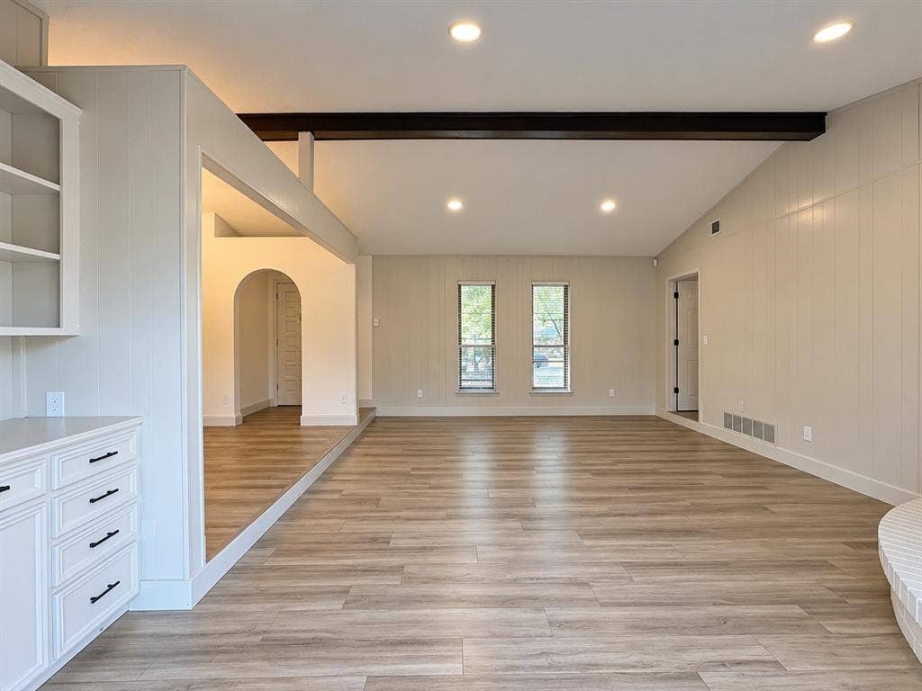2404 Kentfield Drive, Plano, TX 75074 2404 Kentfield Drive, Plano, TX 75074
