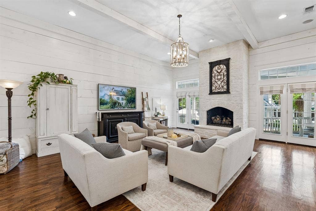 414 N Waddill Street, McKinney, TX 75069 414 N Waddill Street, McKinney, TX 75069