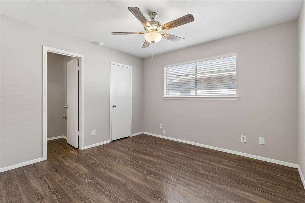 2413 Woodoak Court, Irving, TX 75060 2413 Woodoak Court, Irving, TX 75060