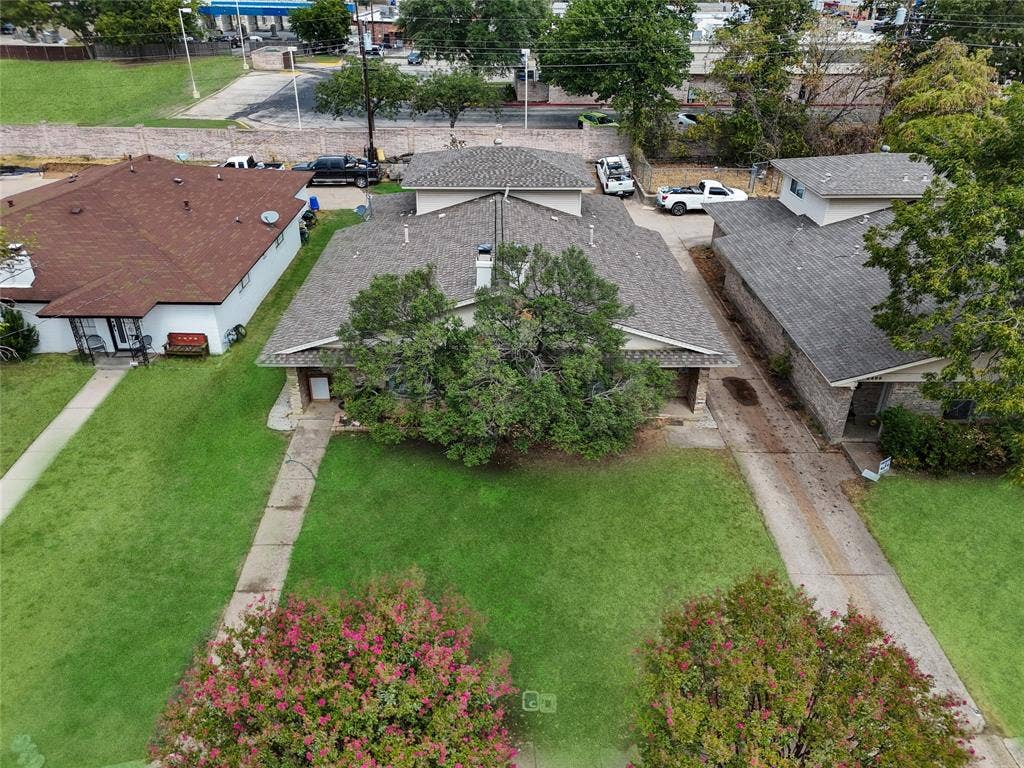 2413 Woodoak Court, Irving, TX 75060 2413 Woodoak Court, Irving, TX 75060