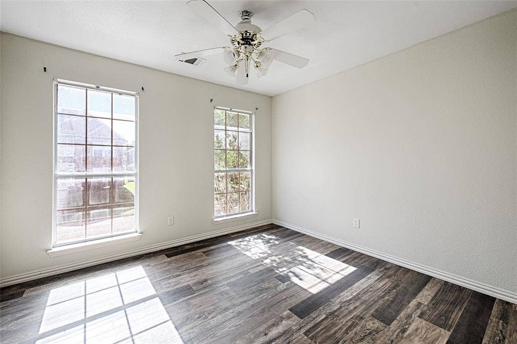 2325 Havard Oak Drive, Plano, TX 75074 2325 Havard Oak Drive, Plano, TX 75074