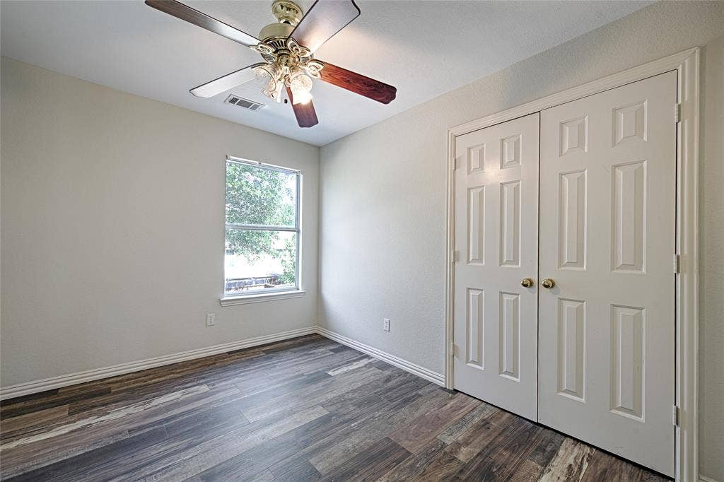 2325 Havard Oak Drive, Plano, TX 75074 2325 Havard Oak Drive, Plano, TX 75074